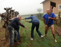 Landes: 3 mois de prison avec sursis requis contre "l'homme à la pelle et en slip" Landes: 3 mois de prison avec sursis requis contre "l'homme à la pelle et en slip"