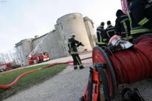 Charente: un château brûle, AXA demande aux pompiers de rembourser les travaux