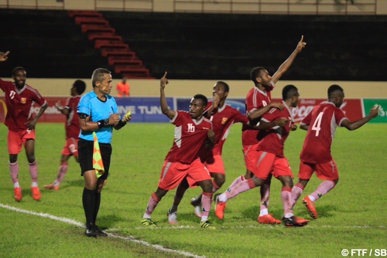 Le deuxième but de la Papouasie a été synonime d'élimination du tournoi pour Tahiti Le deuxième but de la Papouasie a été synonime d'élimination du tournoi pour Tahiti
