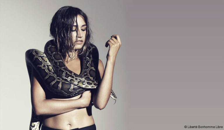 Izïa Higelin Izïa Higelin