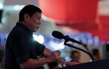 Philippines: Duterte accusé par une sénatrice d'être un "tueur en série" Philippines: Duterte accusé par une sénatrice d'être un "tueur en série"