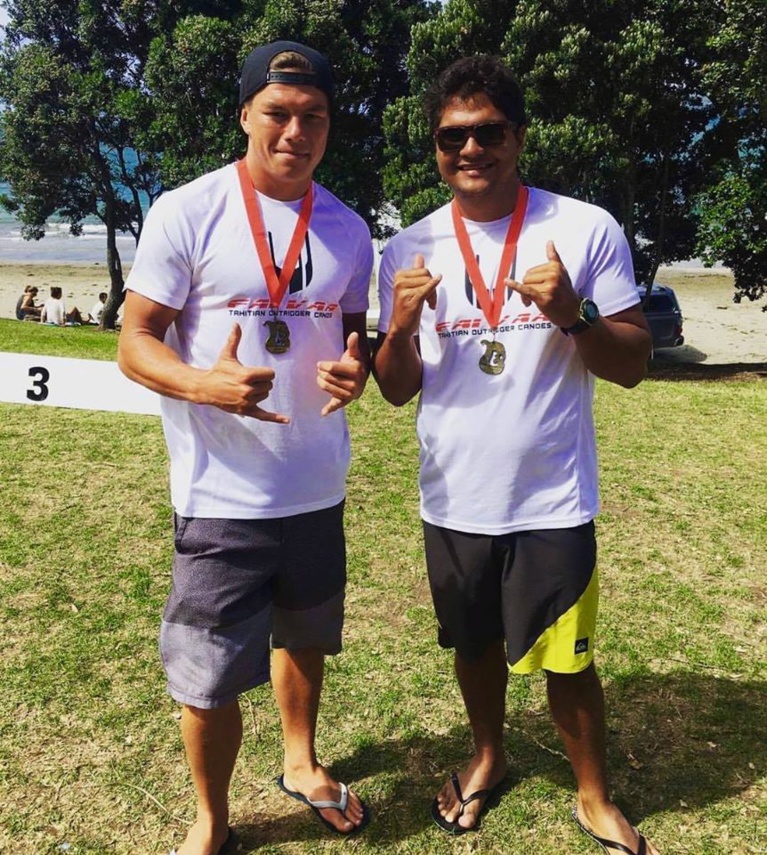 Tupuria King et Kevin Céran-Jérusalémy à Takapuna Beach Tupuria King et Kevin Céran-Jérusalémy à Takapuna Beach