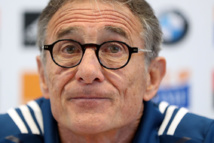 Tournoi-2017 - France: trois retouches en forme d'adaptation Tournoi-2017 - France: trois retouches en forme d'adaptation