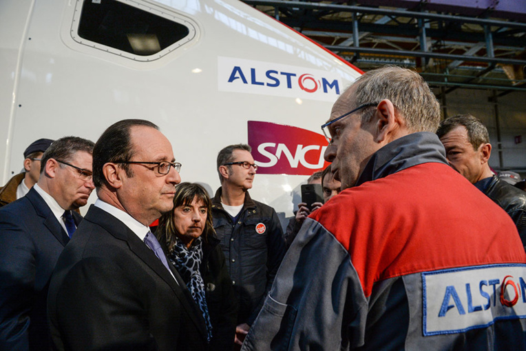 Hollande inaugure la LGV Tours-Bordeaux, mise en service en juillet Hollande inaugure la LGV Tours-Bordeaux, mise en service en juillet