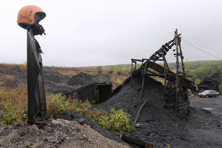 Ukraine: au moins 8 morts après un coup de grisou dans une mine