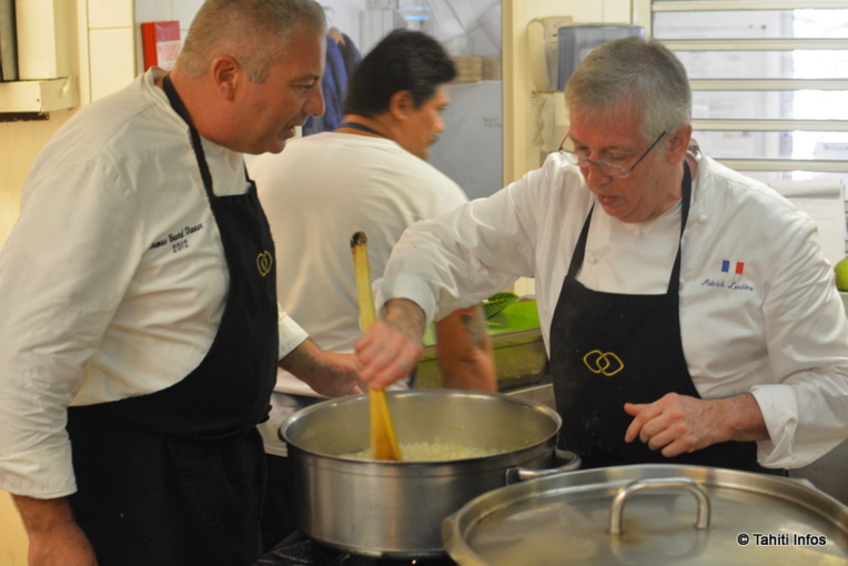Guillaume Burlion, chef du restaurant K, et son maître Patrick Lenôtre Guillaume Burlion, chef du restaurant K, et son maître Patrick Lenôtre