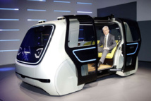 Le groupe Volkswagen présente Sedric, prototype de voiture autonome