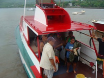 Les agents des services du Pays en mission à Ua Huka et Ua Pou Les agents des services du Pays en mission à Ua Huka et Ua Pou