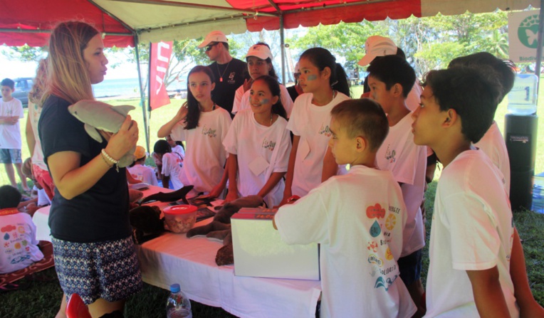 Des ateliers ludiques étaient organisés pour les enfants. Des ateliers ludiques étaient organisés pour les enfants.