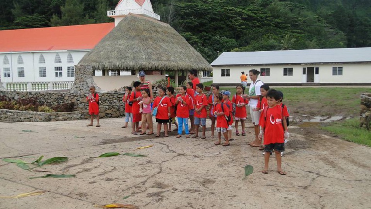Les élèves des écoles de Rapa ont participé au nettoyage du littoral. Les élèves des écoles de Rapa ont participé au nettoyage du littoral.