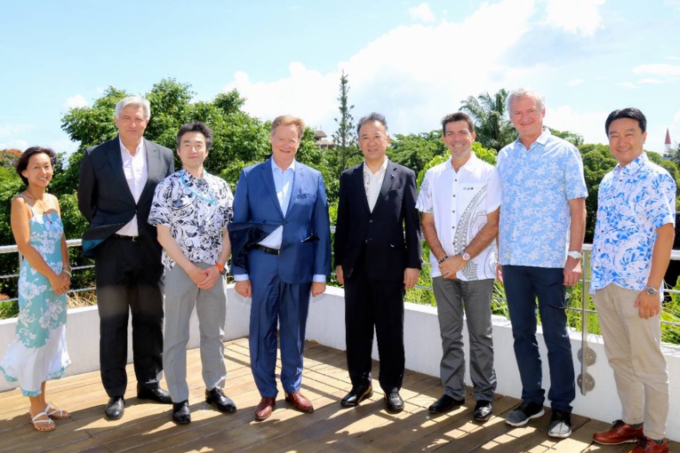 Des représentants du groupe Tokuyama reçus par le haut-commissaire Des représentants du groupe Tokuyama reçus par le haut-commissaire