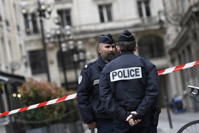 Alerte à la bombe: évacuation du pôle financier du tribunal de Paris