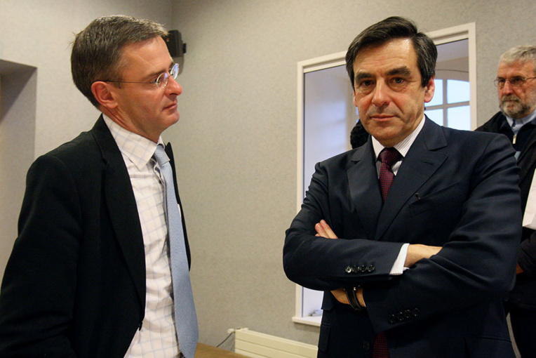 Affaire Fillon: Marc Joulaud (LR) "convoqué en vue d'une mise en examen" Affaire Fillon: Marc Joulaud (LR) "convoqué en vue d'une mise en examen"