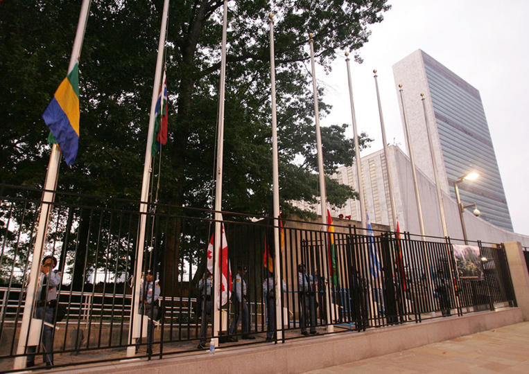 Début des premières négociations pour bannir l'arme nucléaire Début des premières négociations pour bannir l'arme nucléaire