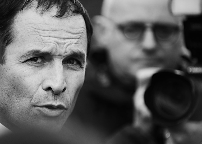 Hamon à Berlin rencontre Merkel et reçoit le soutien de Schulz Hamon à Berlin rencontre Merkel et reçoit le soutien de Schulz