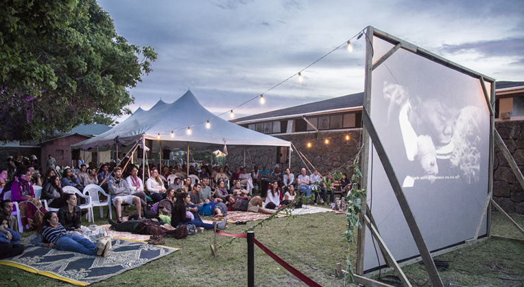 Chaque année, le Fifo joue les prolongations au-delà de nos frontières, comme ici à Rapa Nui. Chaque année, le Fifo joue les prolongations au-delà de nos frontières, comme ici à Rapa Nui.