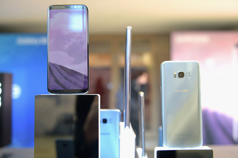 Samsung dévoile son nouveau smartphone, avec assistant virtuel