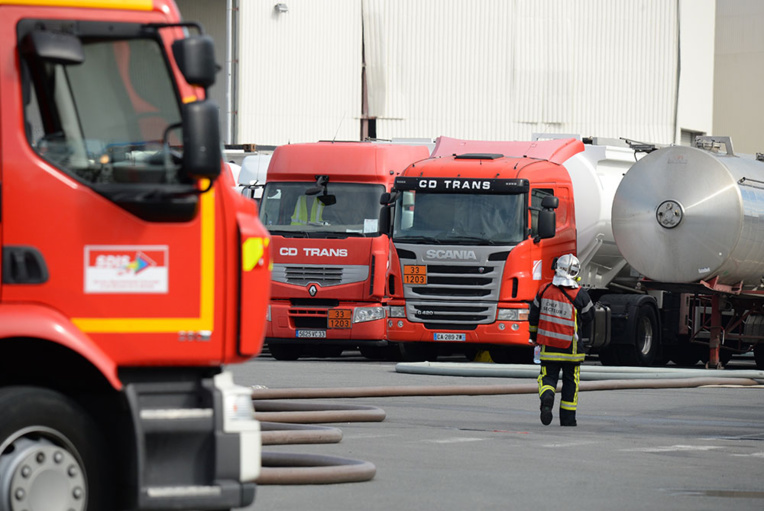 Gironde: plus 1.300 hectares de végétation détruits par un incendie sur un site militaire Gironde: plus 1.300 hectares de végétation détruits par un incendie sur un site militaire