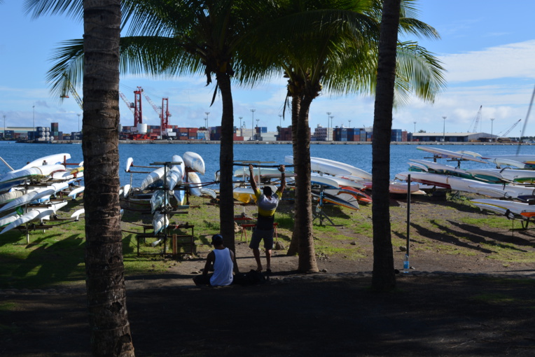 Un rameur décède des suites d'un malaise à Motu Uta Un rameur décède des suites d'un malaise à Motu Uta