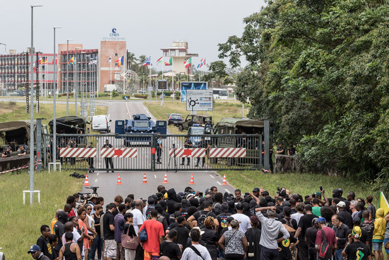 Guyane: le Centre spatial libéré, le plan d'urgence validé Guyane: le Centre spatial libéré, le plan d'urgence validé