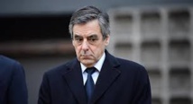 Fillon en meeting: "Je ne vous demande pas de m'aimer, je vous demande de me soutenir" Fillon en meeting: "Je ne vous demande pas de m'aimer, je vous demande de me soutenir"