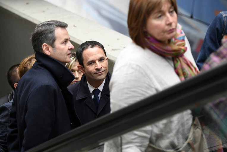 Hamon veut tester sa "feuille de route" dans l'Ouest Hamon veut tester sa "feuille de route" dans l'Ouest