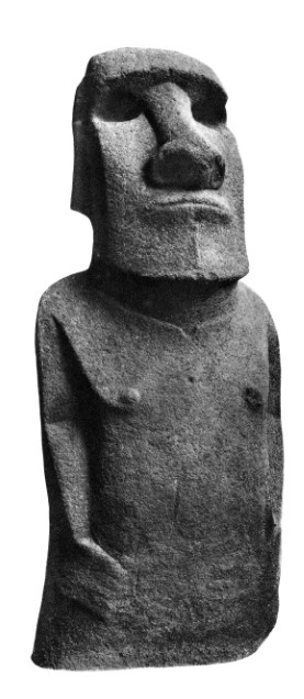 La “briseuses de vagues” aujourd’hui au British Museum, vue de dos et de face, une statue qui inspira le Moai de la Paix.