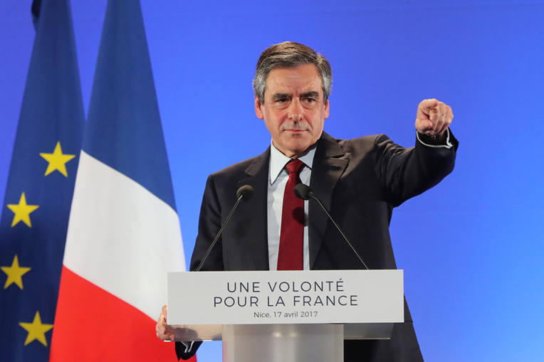 Fillon reconnaît sa défaite et votera pour Macron Fillon reconnaît sa défaite et votera pour Macron