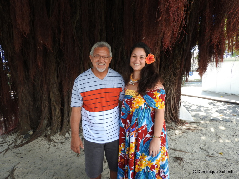 Antoine Arakino, président du jury, et Hinatea Ahnne, directrice de la Maison de la culture, sont heureux de reconduire ce bel événement chaque année. Antoine Arakino, président du jury, et Hinatea Ahnne, directrice de la Maison de la culture, sont heureux de reconduire ce bel événement chaque année.