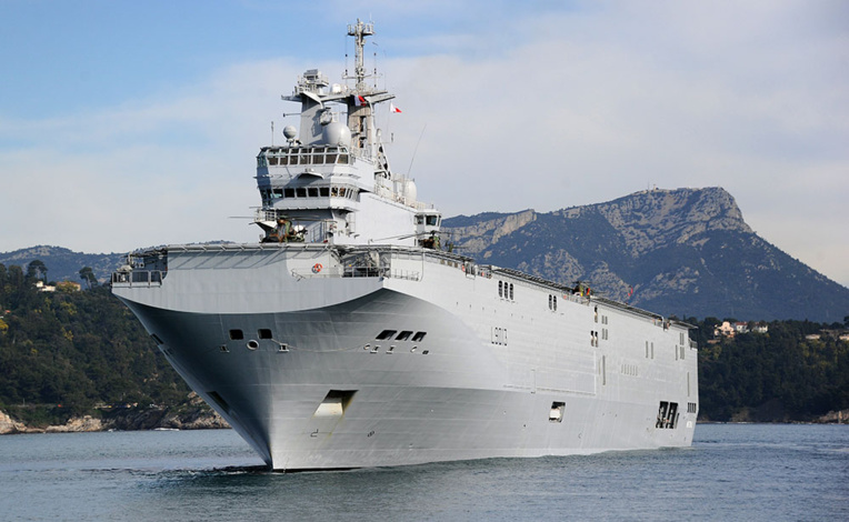 Un navire militaire français dans le Pacifique pour des exercices, sur fond de tensions
