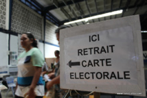 Présidentielle : moins de 50 % de participation selon une deuxième estimation Présidentielle : moins de 50 % de participation selon une deuxième estimation