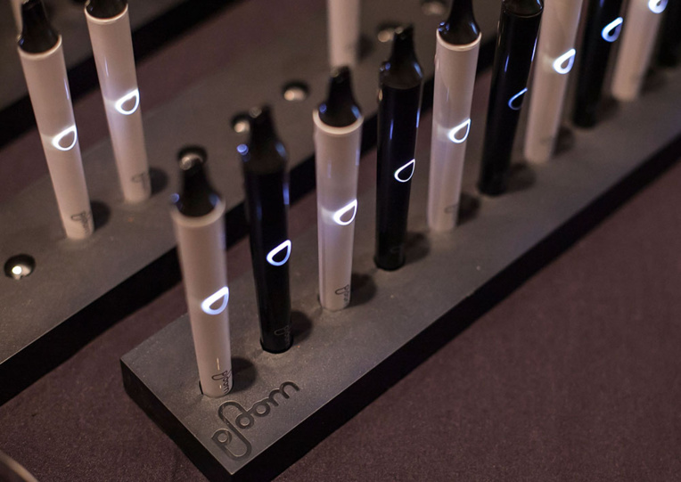 Le tabac chauffé: "moins nocif" ou nouvelle "tromperie" des cigarettiers? Le tabac chauffé: "moins nocif" ou nouvelle "tromperie" des cigarettiers?