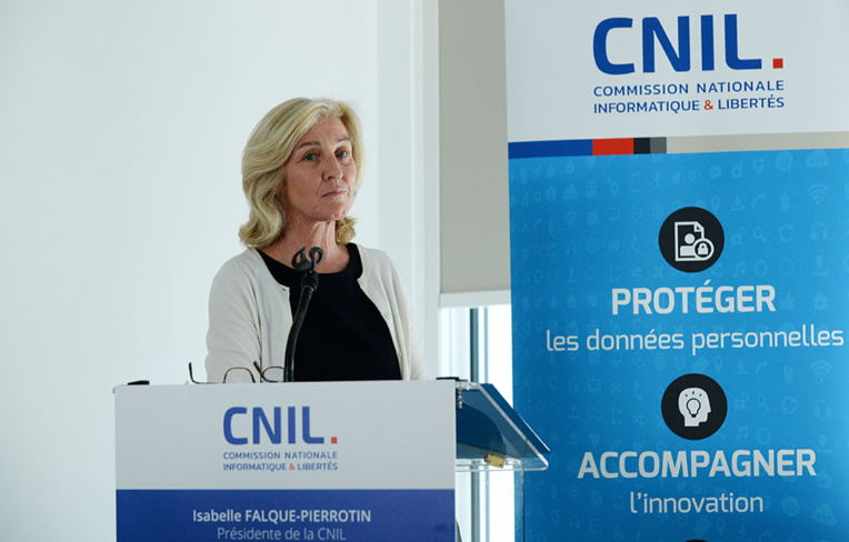 Données personnelles : la Cnil met Facebook à l'amende Données personnelles : la Cnil met Facebook à l'amende