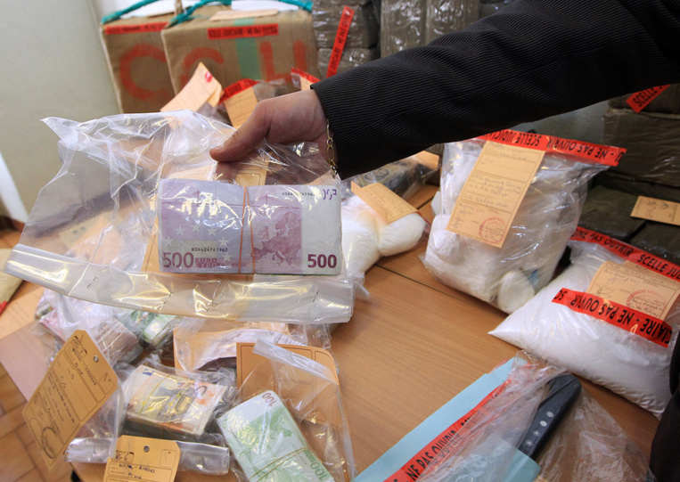 Les "croisières cocaïne" de jeunes Niçois devant le tribunal à Marseille