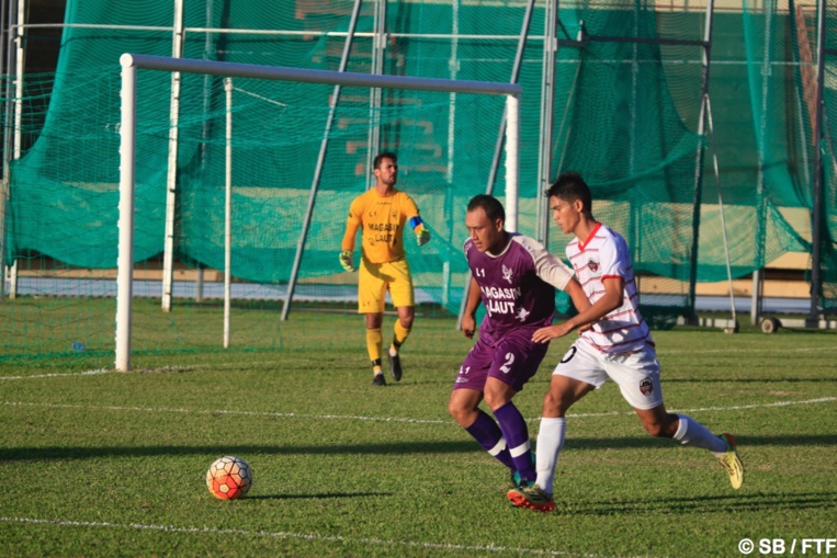 Le N°10 Manuarii Hauata a fait un bon match Le N°10 Manuarii Hauata a fait un bon match