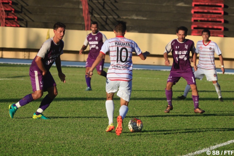 Central s'est imposé 5-4 contre Manu Ura