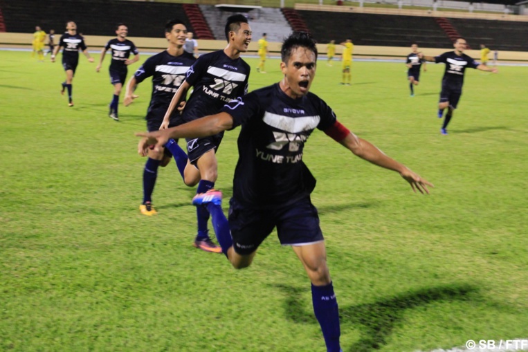 Teaonui Tehau, meilleur buteur du championnat de Ligue 1 Vini