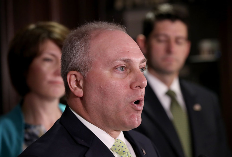 USA: l'élu Steve Scalise blessé dans la fusillade est "dans un état critique"