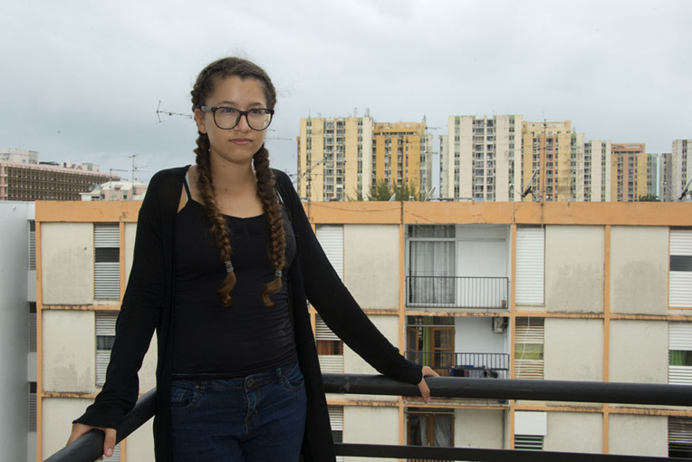 En Guadeloupe, la plus jeune candidate au bac de France trouve que la philo, "c'est le plus facile" En Guadeloupe, la plus jeune candidate au bac de France trouve que la philo, "c'est le plus facile"
