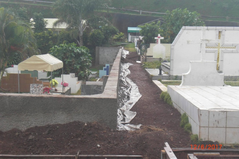 Faa'a : l'enceinte du cimetière Te E'a Nui sécurisée Faa'a : l'enceinte du cimetière Te E'a Nui sécurisée