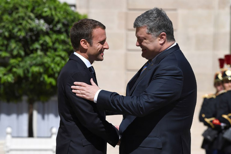 Macron: la France "ne reconnaîtra pas l'annexion de la Crimée"