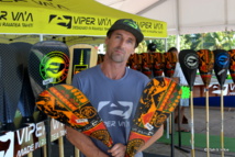 Tous les fadas de va'a sont à la fan zone de Aorai Tini Hau Tous les fadas de va'a sont à la fan zone de Aorai Tini Hau