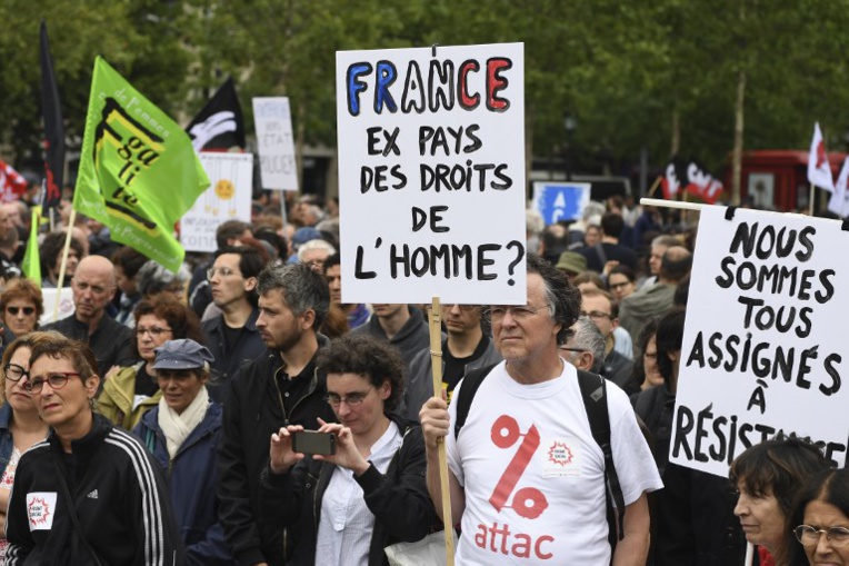 Manifestation à Paris contre le projet de loi antiterroriste