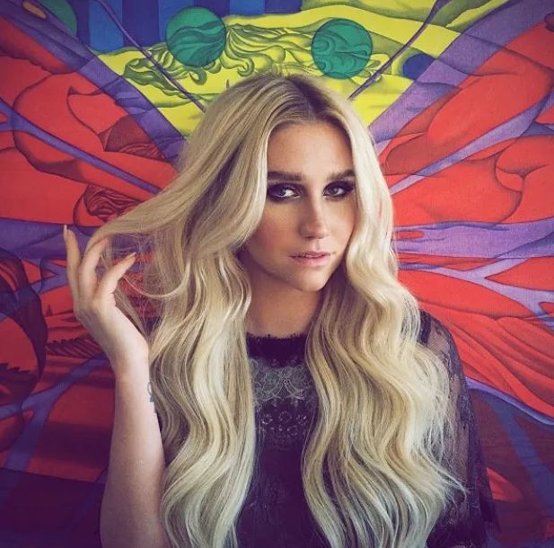 Kesha sort en août son premier album depuis 2012
