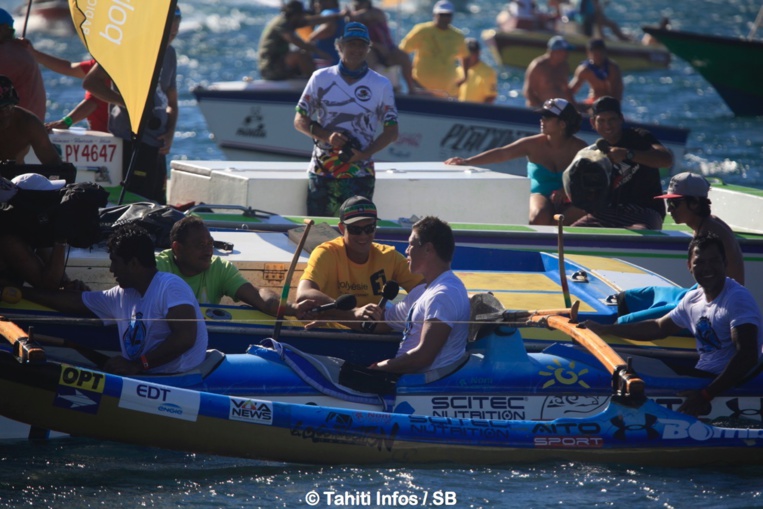 Tupuria King en interview à l'arrivée Tupuria King en interview à l'arrivée