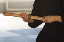 La pratique du iaidō reste confidentielle au fenua