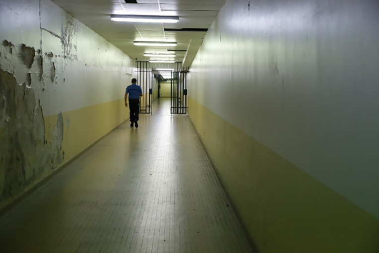 Surpopulation carcérale: le Conseil d'Etat examine le cas de Fresnes