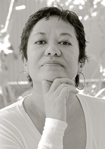 Titaua Peu, auteure de la résilience