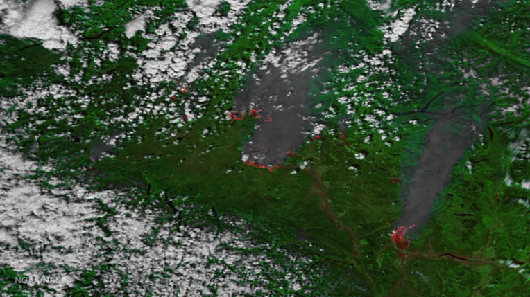 Canada: pas de répit des incendies en Colombie-Britannique, des milliers d'évacués Canada: pas de répit des incendies en Colombie-Britannique, des milliers d'évacués