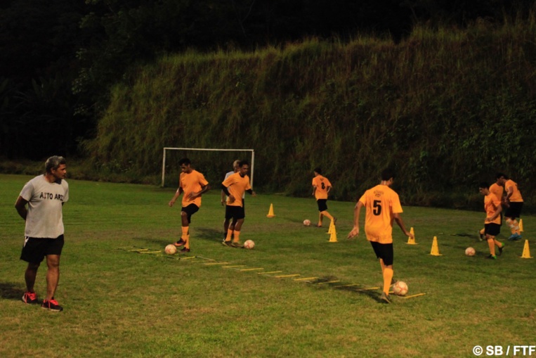 La sélection se regroupe 4 fois par semaine La sélection se regroupe 4 fois par semaine